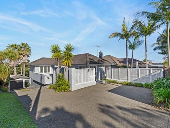 1/20 Huron Street, Takapuna, Auckland
