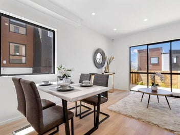 1/62 Highland Park Drive, Highland Park, Auckland