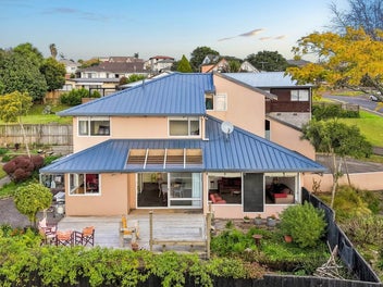 10 Rakaia Rise, Clover Park, Auckland