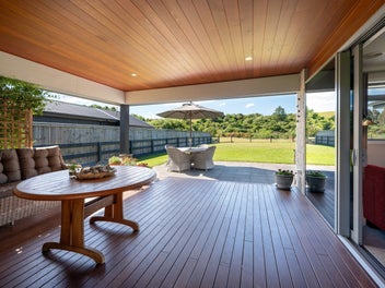 42 Montgomery Crescent, Taupo