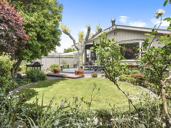 17 Queenwood Avenue, Queenwood, Hamilton
