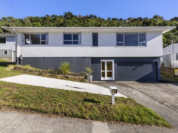 158 Broderick Road, Johnsonville, Wellington