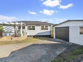 62 Wallace Road, Mangere Bridge, Auckland