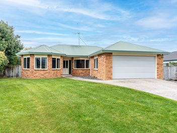 4 McKenzie Place, Rototuna North, Hamilton