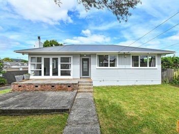 11 Royal Arch Place, Rosehill, Papakura