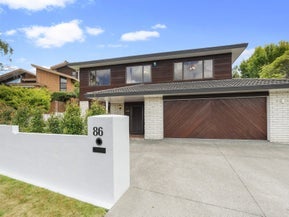 86 Manhattan Heights, Glendene, Auckland