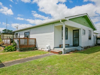 143 Ngamotu Road, Spotswood, New Plymouth