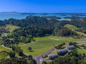 190 Paroa Bay Road, Russell
