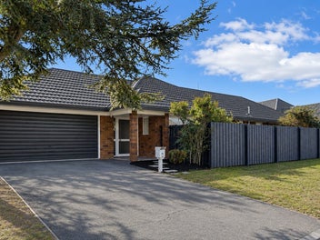46 Anglesea Avenue, Parklands, Christchurch