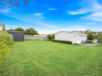 54 Awaruku Road, Torbay, Auckland