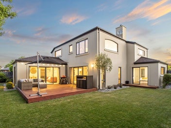 6 Primrose Hill Lane, Casebrook, Christchurch