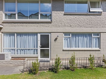 2/121A PAPANUI ROAD, Merivale, Christchurch