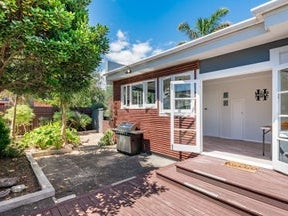 3 Moa Road, Raumati Beach, Paraparaumu