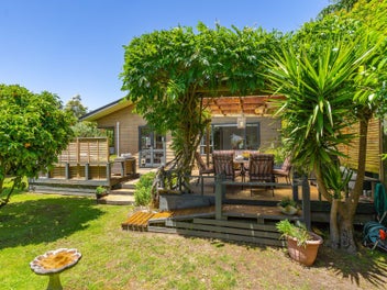 37 Regent Street, Martinborough