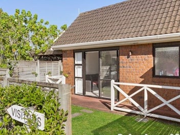 2 Bellbird Place, Orewa, Orewa
