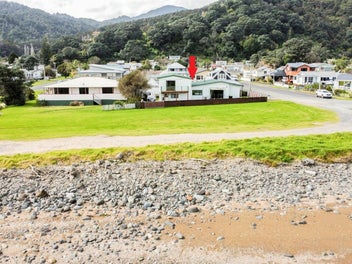 26 Aputa Avenue, Te Puru, Thames