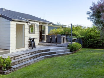 2/12 Golders Place, Richmond Heights, Taupō