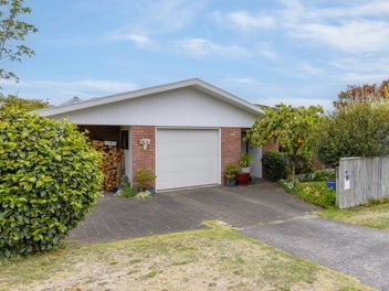 2/67 Ngamotu Road, Hilltop, Taupō