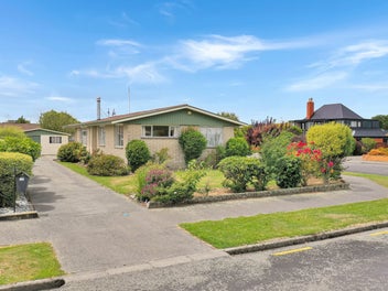 28 Churchill Avenue, Allenton, Ashburton