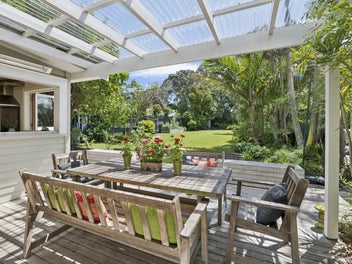 142 Queen Street, Northcote Point, Auckland
