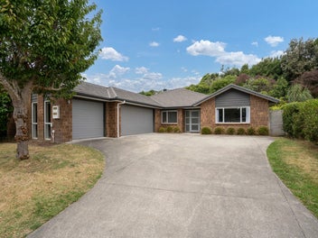 44 Alpers Ridge, Leamington, Cambridge