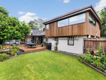 14 Bluewater Place, Wattle Downs, Auckland