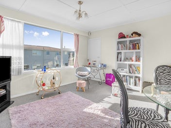 4/12 Tama ST, Alicetown, Lower Hutt