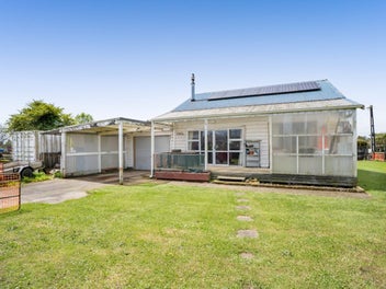 2 Whitcombe Terrace, Midhirst, Stratford