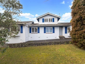 36 Commodore Drive, Lynfield, Auckland