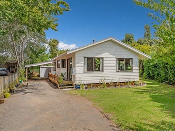 52B Robinson Road, Whitianga