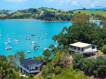 6 Pohutukawa Avenue, Ōmiha, Waiheke Island