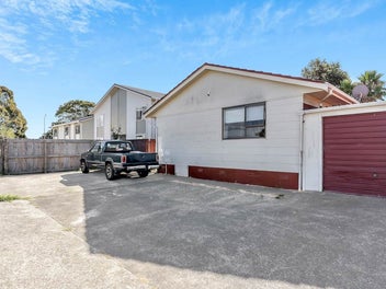 2/24 Funnell Place, Manurewa, Auckland