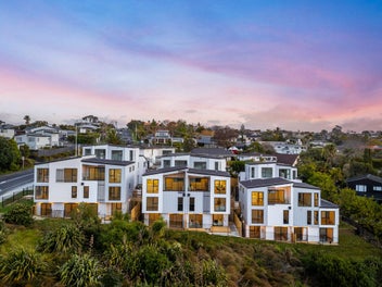 5/1090 Beach Road, Torbay, Auckland