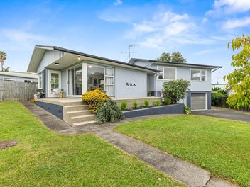9 Roadley Avenue, Sunnyhills, Auckland