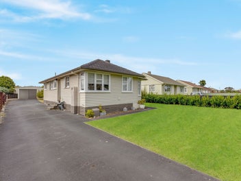 5 Croall Crescent, St Andrews, Hamilton