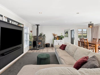 11 Wren Street, Albert Town, Wanaka
