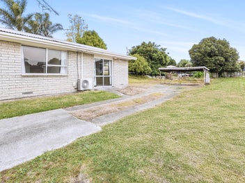 14B Anderson Road, Deanwell, Hamilton