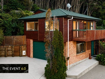 2/8 Dee Place, Torbay, Auckland