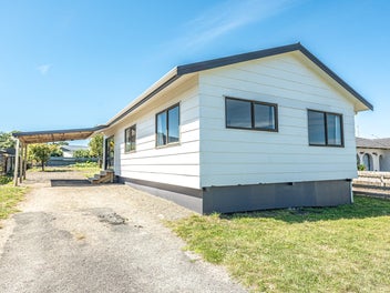 110 Hinau Street, Castlecliff, Whanganui