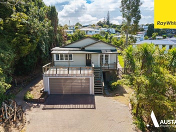 18 Dundale Avenue, Blockhouse Bay, Auckland