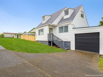 1/24 Solveig Place, Randwick Park, Auckland