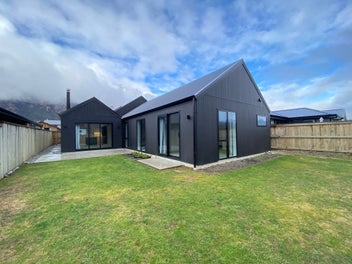 8 Bale Road, Jacks Point, Queenstown