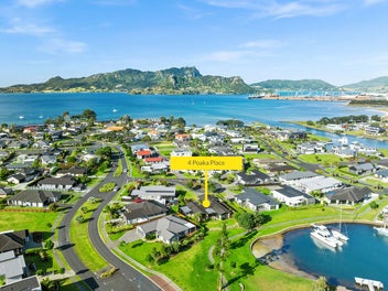 4 Poaka Place, One Tree Point