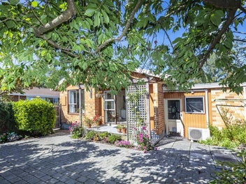 1/69A Yaldhurst Road, Sockburn, Christchurch