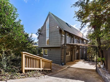 32 Lanigan Street, Birkdale, Auckland