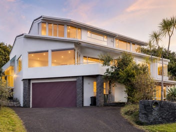 19 Calypso Place, Rothesay Bay, Auckland