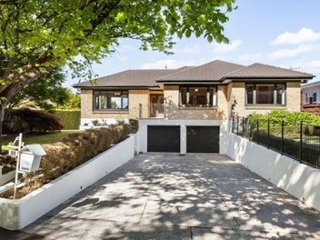 10 Awatere Avenue, Beerescourt, Hamilton