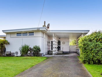 8 Edinburgh Street, Patea