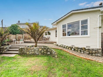 1A Whareroa Road, Raumati South, Paraparaumu