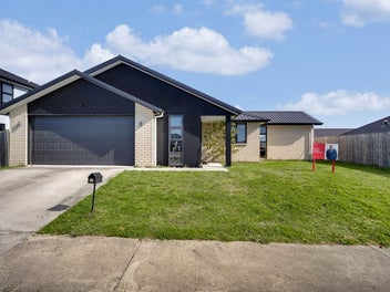 22 Inuwai Street, Glenview, Hamilton